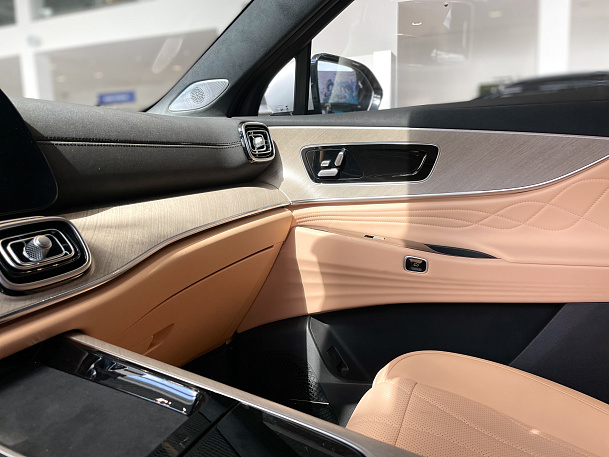 JAECOO J8   2.0T 7DCT Prestige BL 4WD