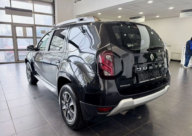 RENAULT DUSTER