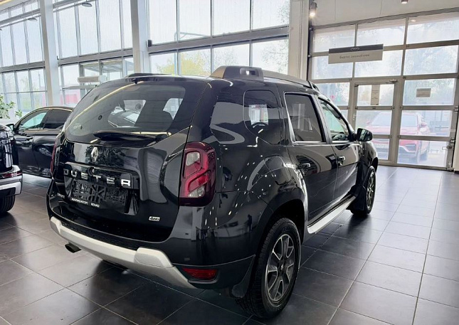 RENAULT DUSTER